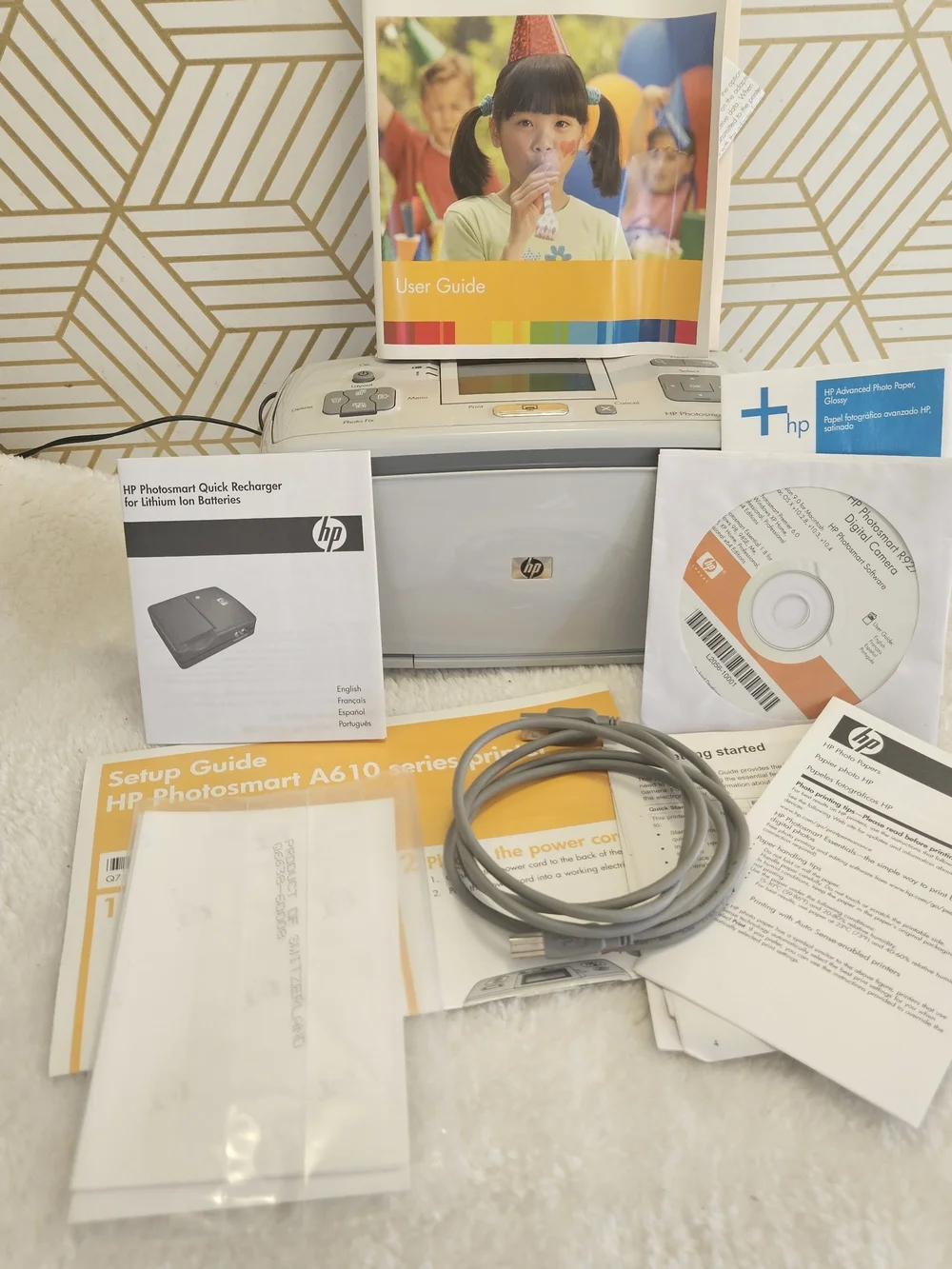 HP Photosmart A616 Compact Photo Printer - White and Gray